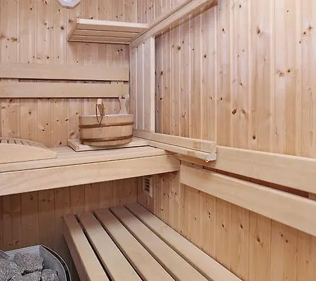 Three-bedroom Holiday In 24 * Lokken