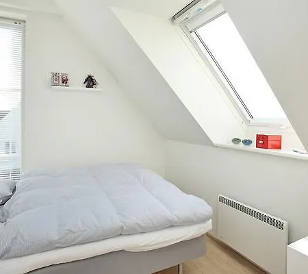 Three-bedroom Holiday In 24 Holiday home